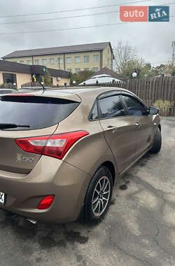 Хетчбек Hyundai i30 2012 в  фото 9 Хетчбек Hyundai i30 2012 в