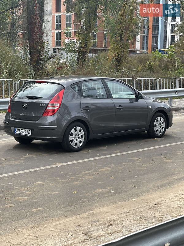 Хетчбек Hyundai i30 2008 в Житомирі фото 11 Хетчбек Hyundai i30 2008 в Житомирі