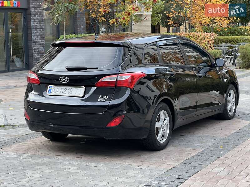 Універсал Hyundai i30 2014 в Києві фото 14 Універсал Hyundai i30 2014 в Києві