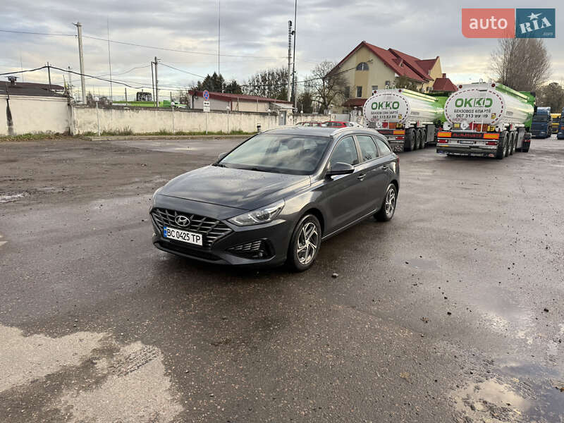 Hyundai i30 2021
