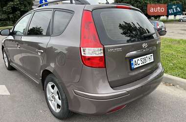 Універсал Hyundai i30 2011 в  фото 8 Універсал Hyundai i30 2011 в