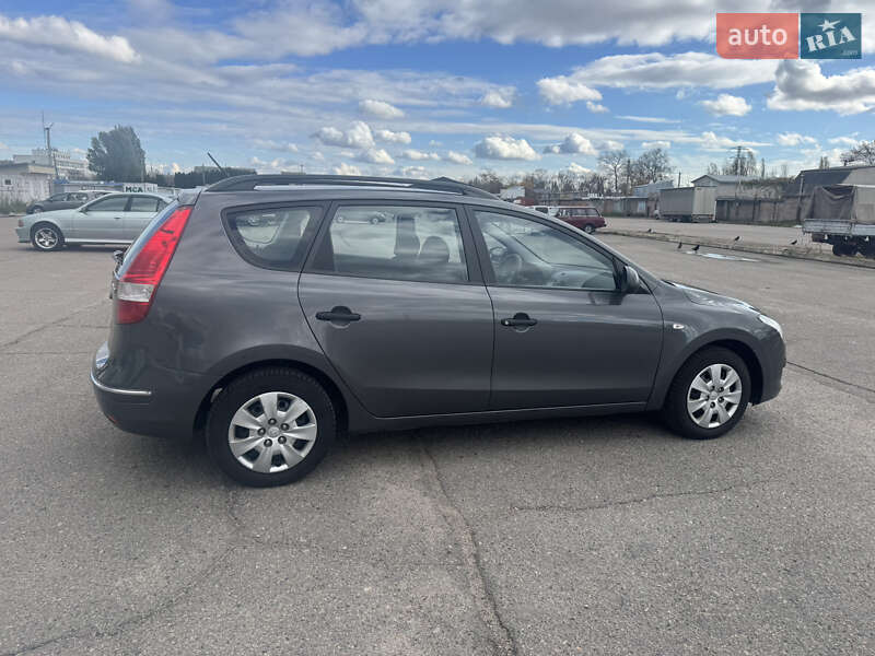 Універсал Hyundai i30 2009 в Білій Церкві фото 48 Універсал Hyundai i30 2009 в Білій Церкві