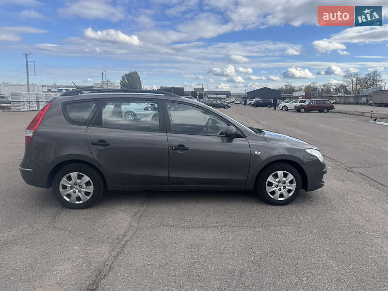 Універсал Hyundai i30 2009 в Білій Церкві фото 49 Універсал Hyundai i30 2009 в Білій Церкві