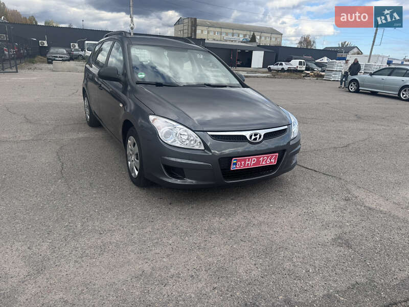 Універсал Hyundai i30 2009 в Білій Церкві фото 3 Універсал Hyundai i30 2009 в Білій Церкві