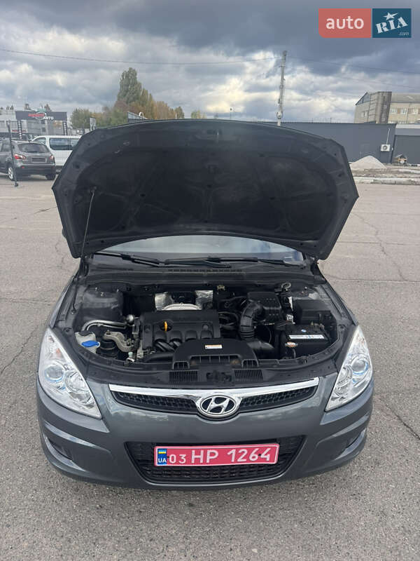 Універсал Hyundai i30 2009 в Білій Церкві фото 26 Універсал Hyundai i30 2009 в Білій Церкві