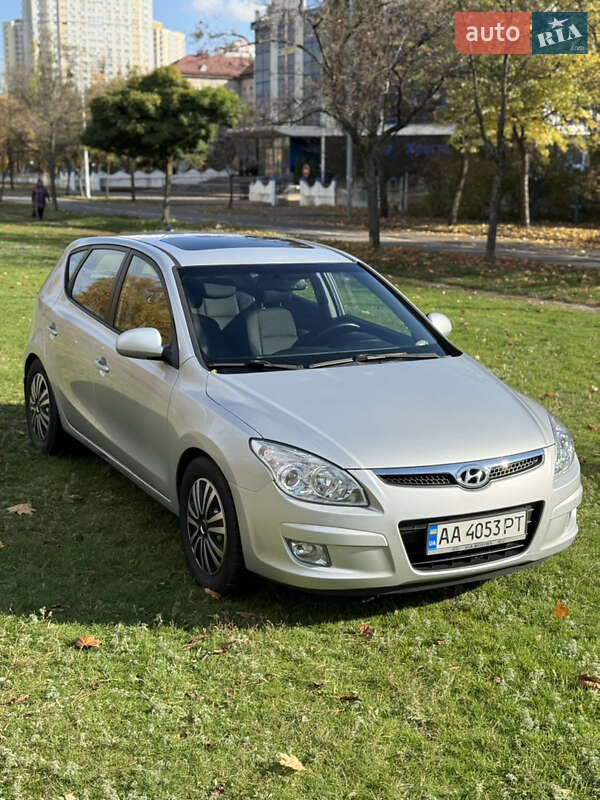 Хетчбек Hyundai i30 2009 в Києві фото 18 Хетчбек Hyundai i30 2009 в Києві