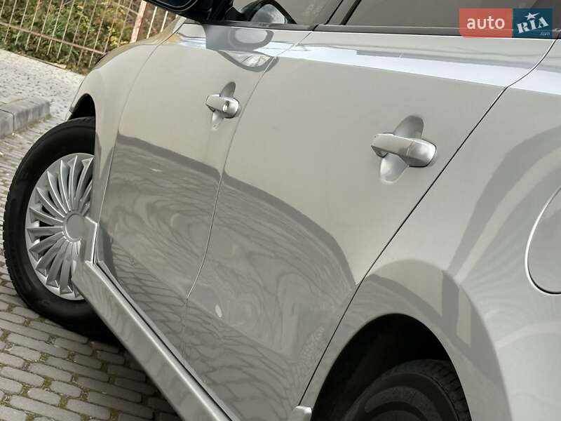 Універсал Hyundai i30 2012 в Дрогобичі фото 34 Універсал Hyundai i30 2012 в Дрогобичі