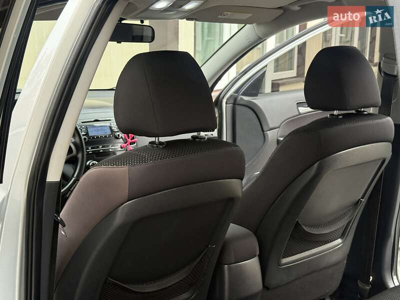 Універсал Hyundai i30 2012 в Дрогобичі фото 53 Універсал Hyundai i30 2012 в Дрогобичі