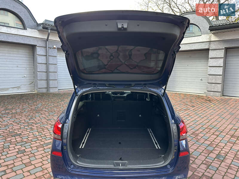 Универсал Hyundai i30 2018 в Ивано-Франковске