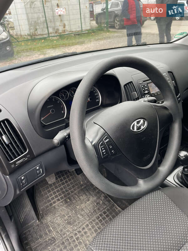 Універсал Hyundai i30 2009 в Луцьку