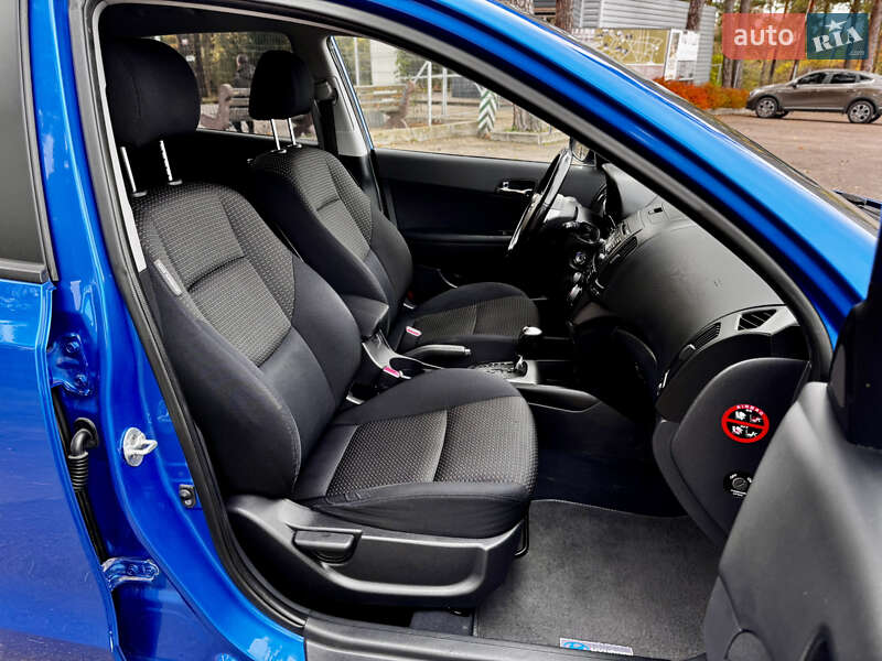 Хэтчбек Hyundai i30 2008 в Виннице