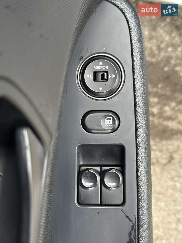 Хэтчбек Hyundai i30 2009 в Белогородке фото 23 Хэтчбек Hyundai i30 2009 в Белогородке