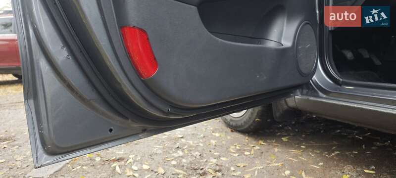 Хэтчбек Hyundai i30 2009 в Днепре фото 12 Хэтчбек Hyundai i30 2009 в Днепре