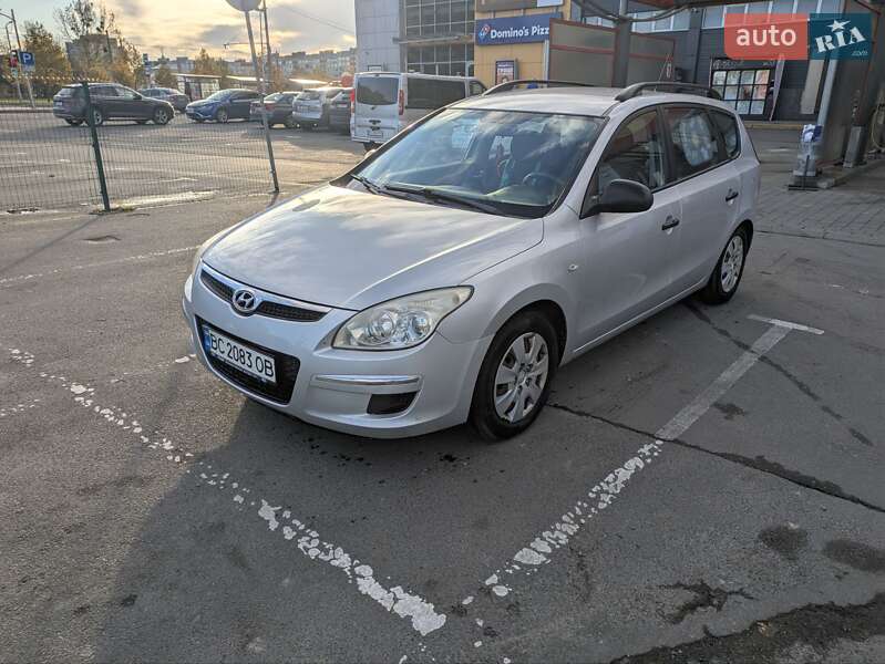 Універсал Hyundai i30 2008 в Львові фото 3 Універсал Hyundai i30 2008 в Львові