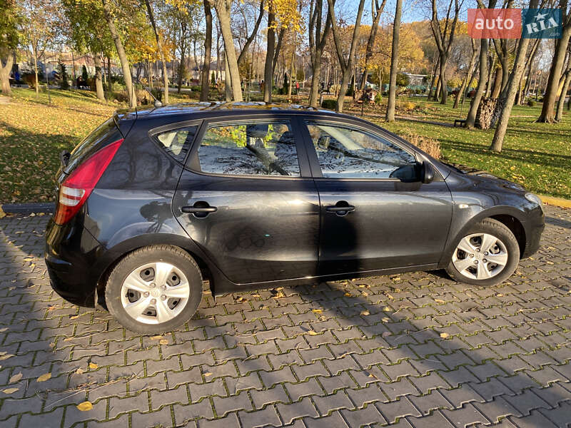 Хетчбек Hyundai i30 2009 в Олександрії