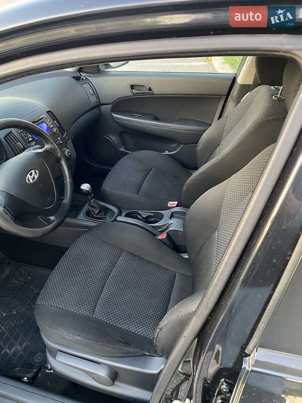 Хетчбек Hyundai i30 2009 в Олександрії