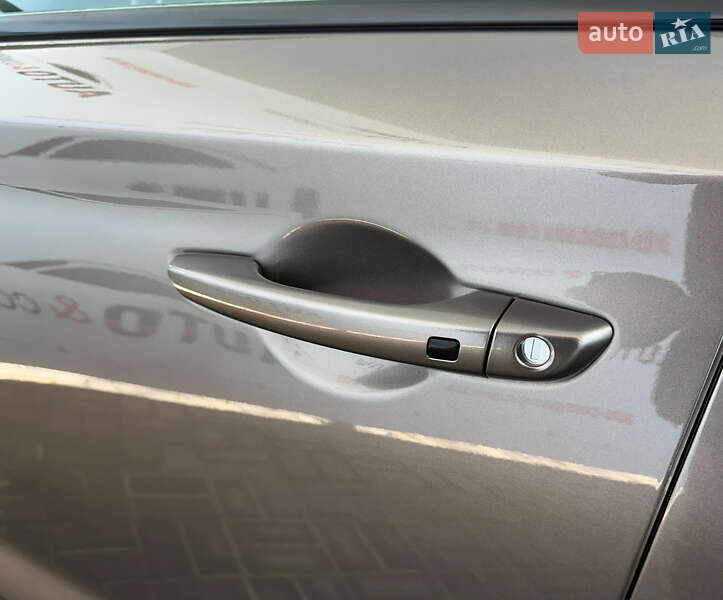 Универсал Hyundai i30 2021 в Львове фото 30 Универсал Hyundai i30 2021 в Львове