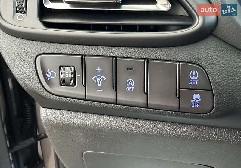 Универсал Hyundai i30 2021 в Львове фото 18 Универсал Hyundai i30 2021 в Львове