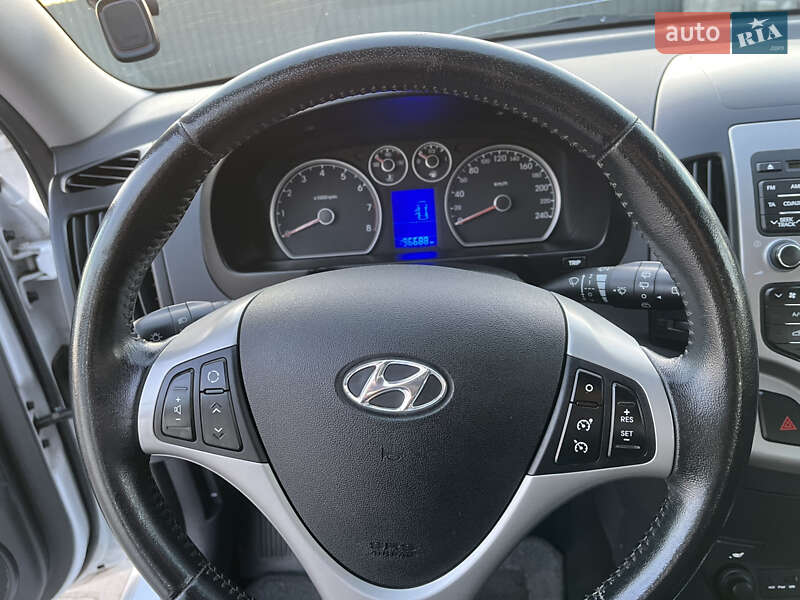 Хэтчбек Hyundai i30 2011 в Львове фото 9 Хэтчбек Hyundai i30 2011 в Львове