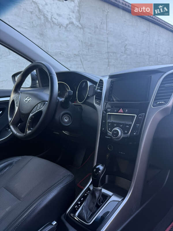 Универсал Hyundai i30 2013 в Ирпене фото 17 Универсал Hyundai i30 2013 в Ирпене