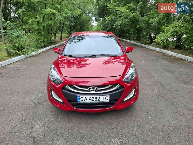Хэтчбек Hyundai i30 2013 в Черкассах