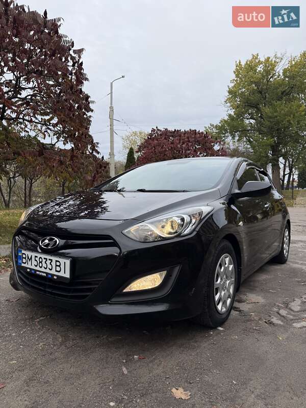 Хэтчбек Hyundai i30 2014 в Сумах
