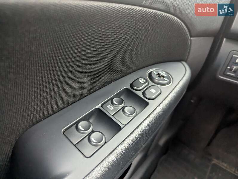 Хетчбек Hyundai i30 2009 в Броварах фото 4 Хетчбек Hyundai i30 2009 в Броварах