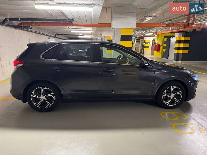 Хэтчбек Hyundai i30 2021 в Львове