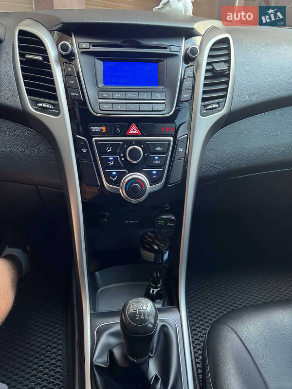 Хэтчбек Hyundai i30 2014 в Виннице фото 6 Хэтчбек Hyundai i30 2014 в Виннице