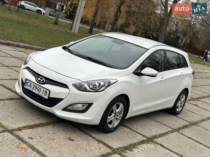 Универсал Hyundai i30 2013 в Харькове