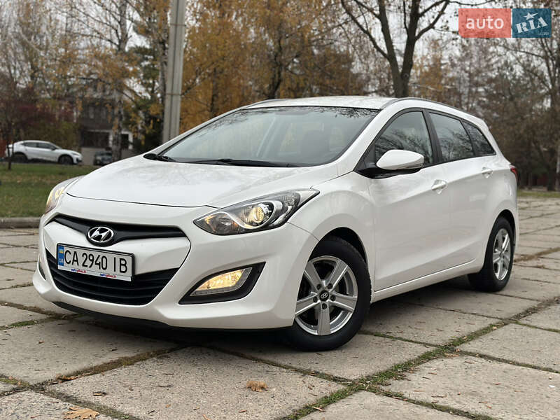 Универсал Hyundai i30 2013 в Харькове