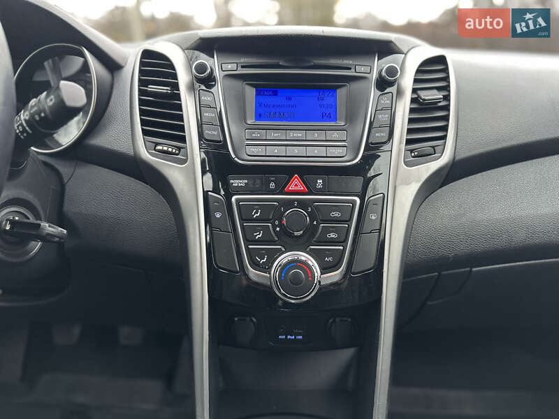 Универсал Hyundai i30 2013 в Харькове