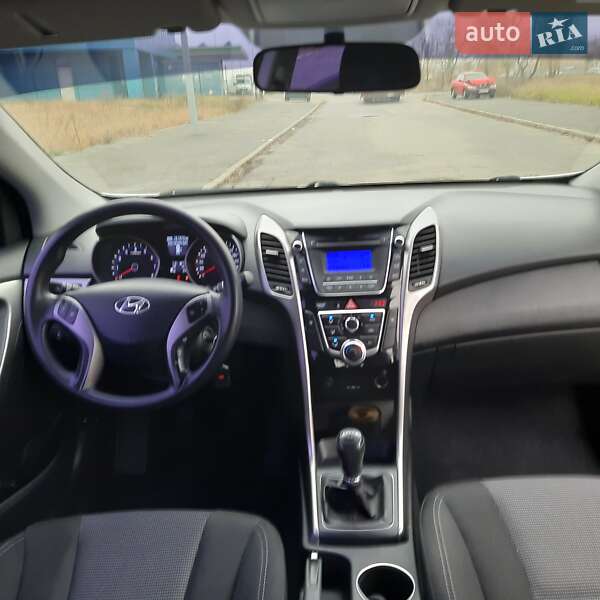 Хэтчбек Hyundai i30 2012 в Киеве фото 7 Хэтчбек Hyundai i30 2012 в Киеве