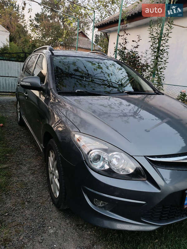 Універсал Hyundai i30 2011 в Хмельницькому фото 3 Універсал Hyundai i30 2011 в Хмельницькому