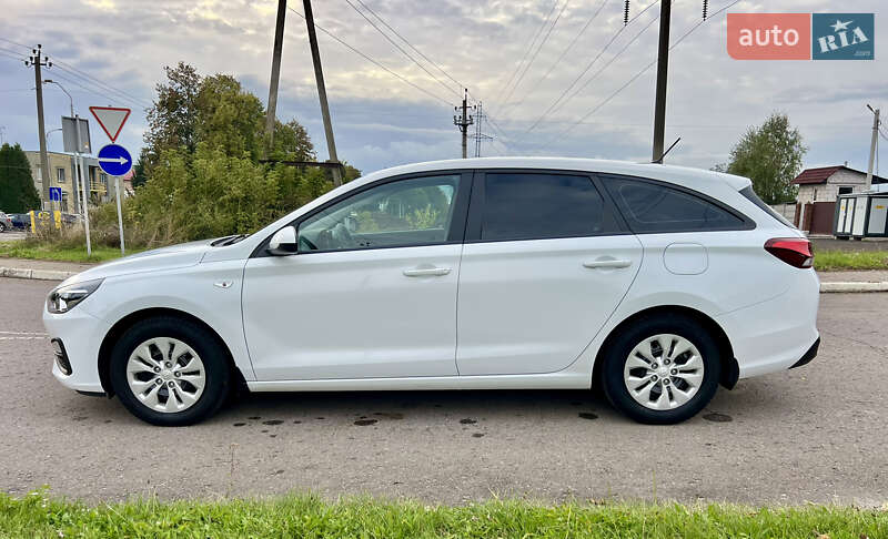 Універсал Hyundai i30 2021 в Рівному