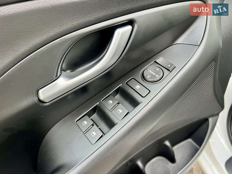 Універсал Hyundai i30 2021 в Рівному