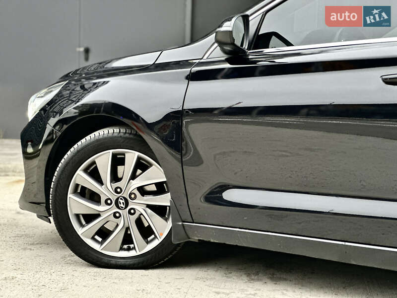 Фастбек Hyundai i30 2019 в Києві фото 8 Фастбек Hyundai i30 2019 в Києві