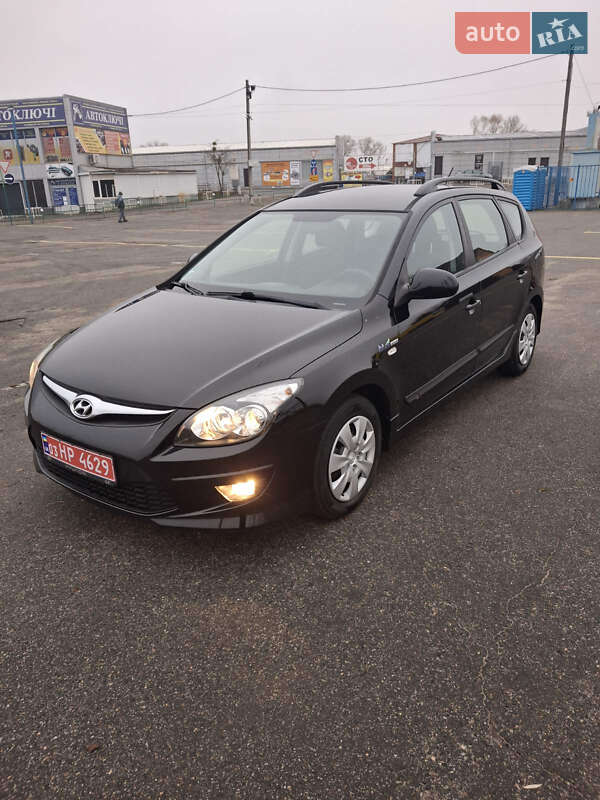 Универсал Hyundai i30 2012 в Харькове