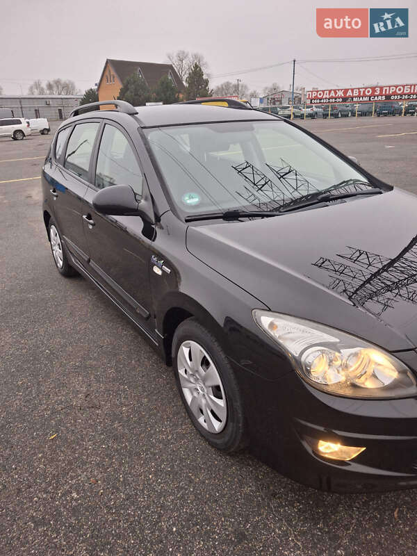 Универсал Hyundai i30 2012 в Харькове
