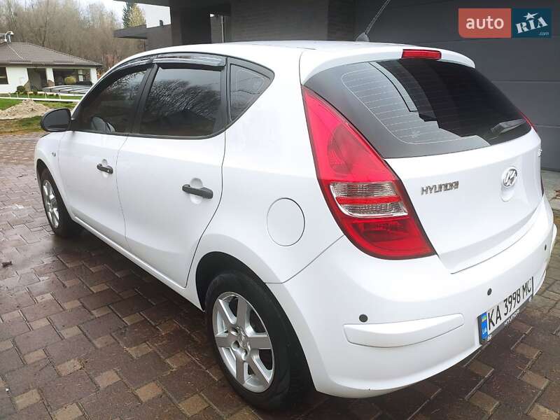 Хэтчбек Hyundai i30 2009 в Василькове фото 17 Хэтчбек Hyundai i30 2009 в Василькове