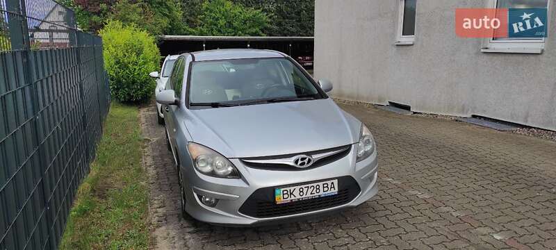 Хетчбек Hyundai i30 2011 в Костопілі фото 9 Хетчбек Hyundai i30 2011 в Костопілі