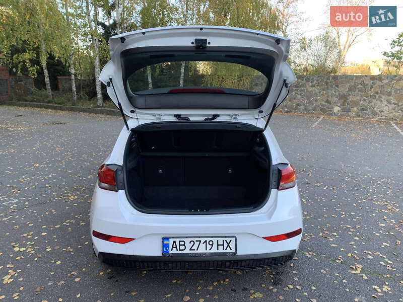 Хетчбек Hyundai i30 2020 в Вінниці фото 5 Хетчбек Hyundai i30 2020 в Вінниці