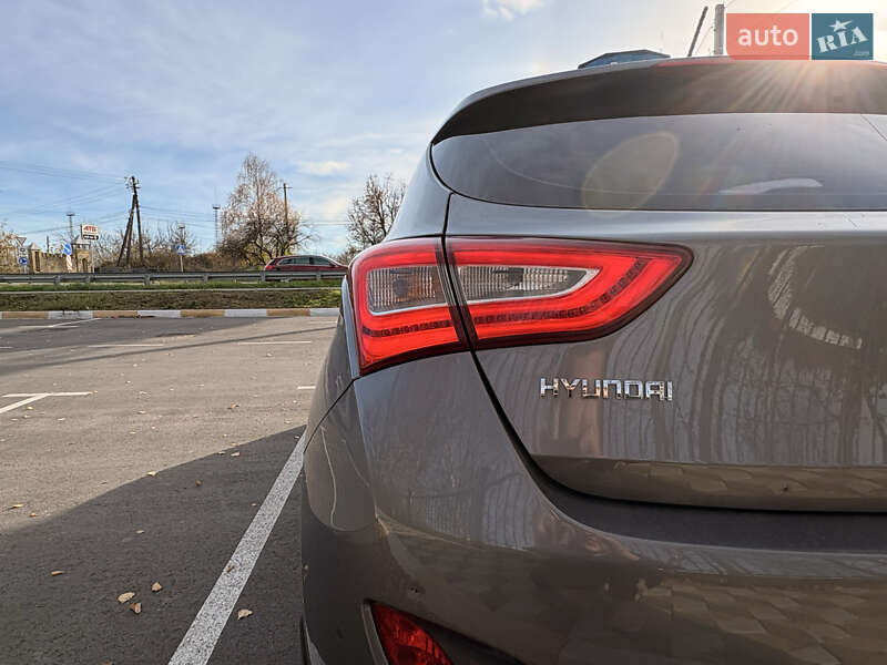 Хетчбек Hyundai i30 2012 в Білогородці