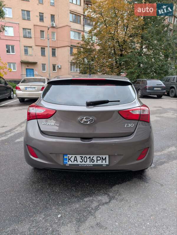 Хэтчбек Hyundai i30 2012 в Харькове фото 4 Хэтчбек Hyundai i30 2012 в Харькове