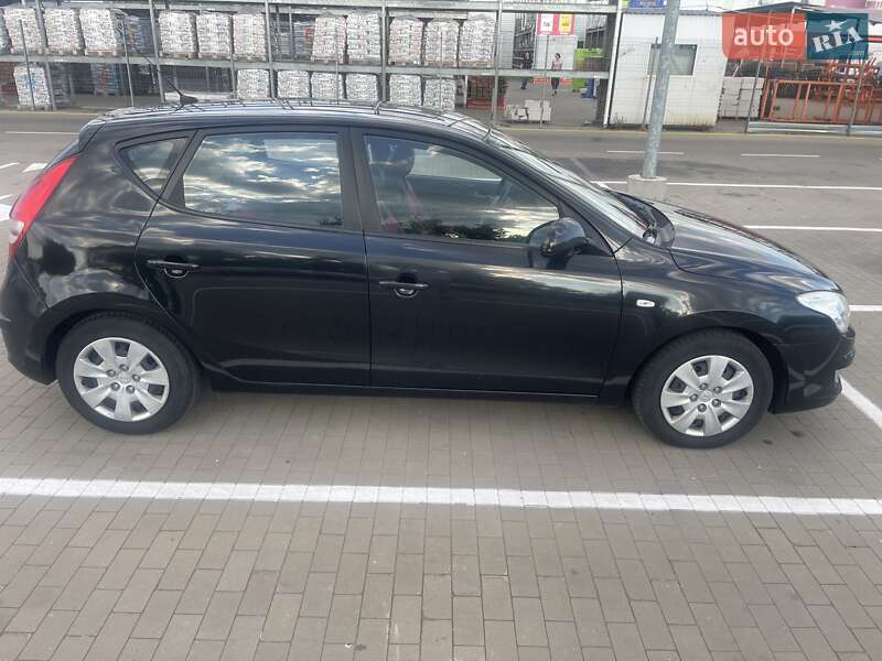 Хэтчбек Hyundai i30 2008 в Борисполе