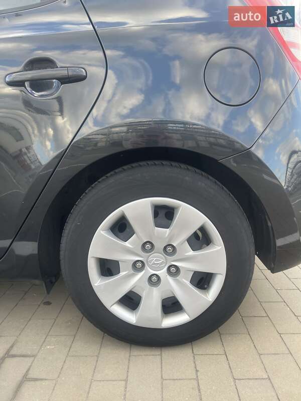 Хэтчбек Hyundai i30 2008 в Борисполе
