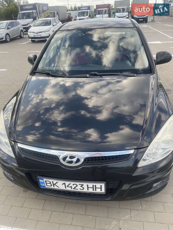Хэтчбек Hyundai i30 2008 в Борисполе