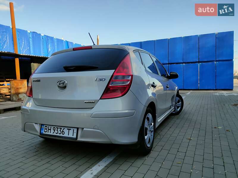 Хэтчбек Hyundai i30 2011 в Борисполе