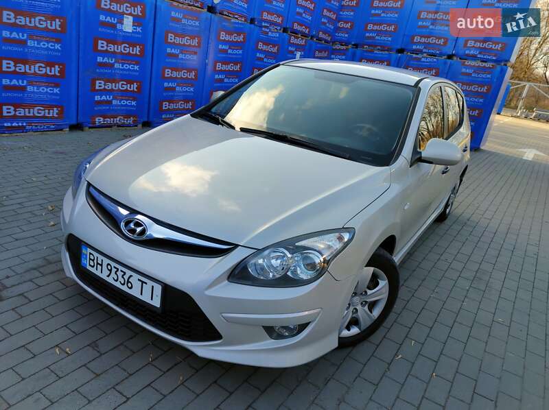 Хэтчбек Hyundai i30 2011 в Борисполе