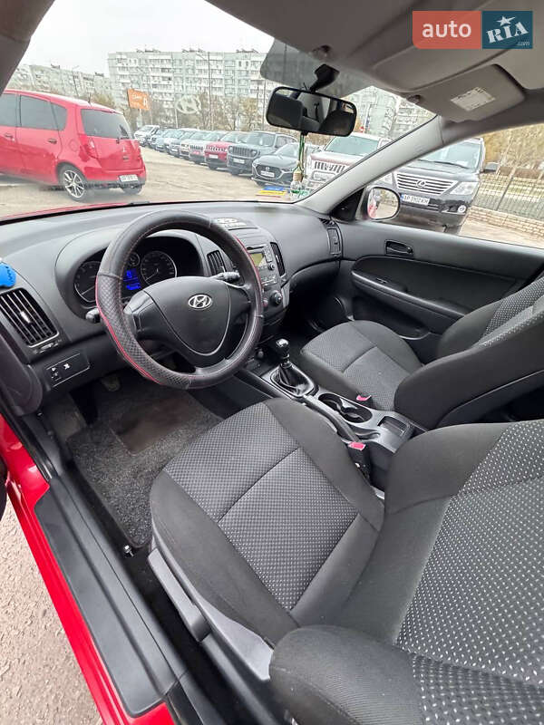 Хетчбек Hyundai i30 2009 в Запоріжжі фото 9 Хетчбек Hyundai i30 2009 в Запоріжжі
